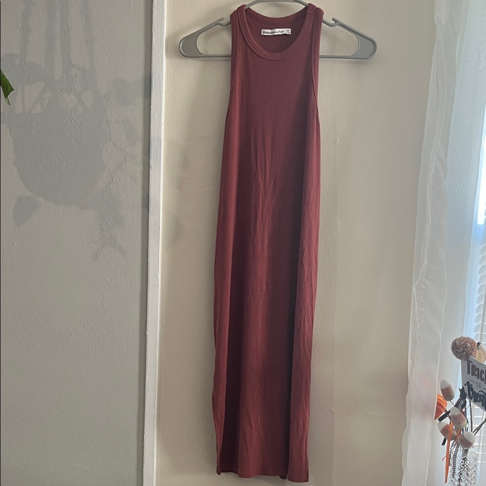 Women’s XS Abercrombie & Fitch Sleeveless Ribbed Maxi Dress in Deep Red